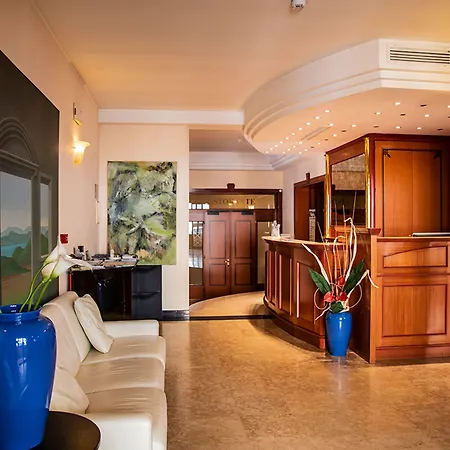 Hotell Nettunia 4*