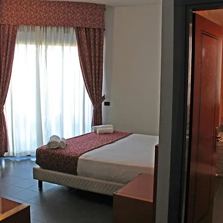 ホテル Nettunia 4*