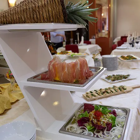 Nettunia ホテル 4*