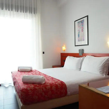 Ξενοδοχείο Nettunia 4*