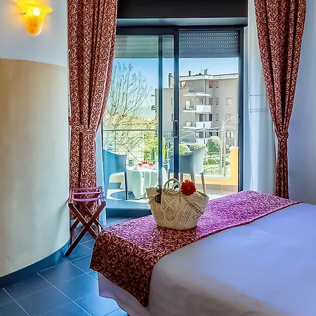 Nettunia Hotel 4*